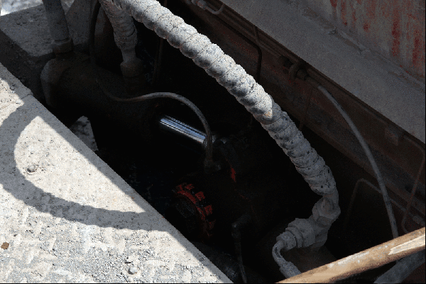 泵車、混凝土泵、混凝土