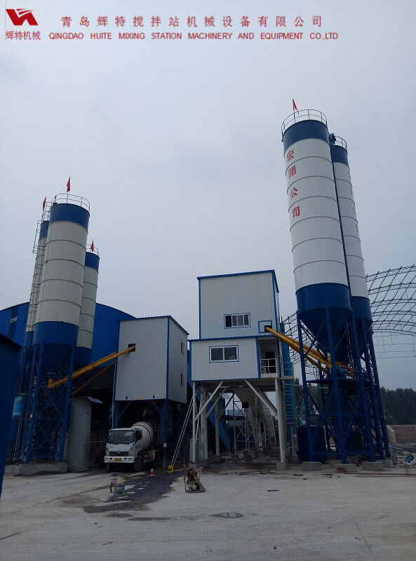 輝特混凝土攪拌站HZS120---直觀的操作畫面，簡(jiǎn)單易懂