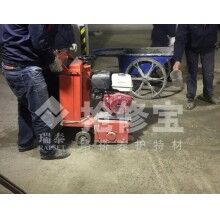 地下停車場地坪基層處理什么快速材料好？