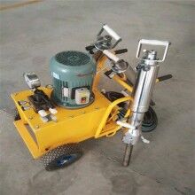 內(nèi)蒙古烏蘭察布液壓巖石劈裂機(jī)巖石開裂機(jī)點(diǎn)擊查看