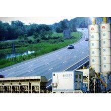 鐵力士牌WCB500型穩(wěn)定土拌合站，山東鴻達出品