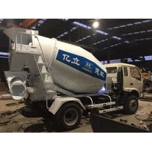廠家大量供應(yīng)3m3混凝土罐車，攪拌罐車，量大從優(yōu)